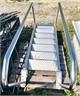 Metall Treppe mit Handlauf