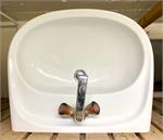 Occasion Lavabo mit Wasserhahn